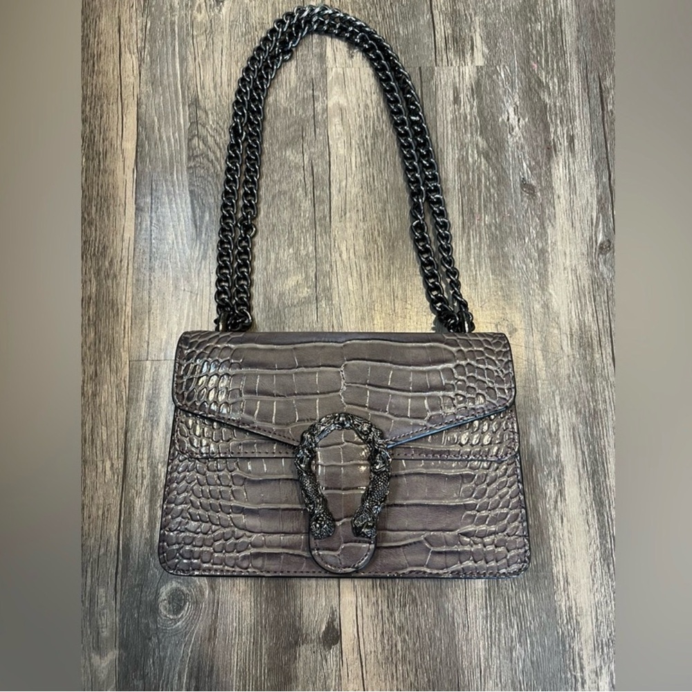 Fashion to Figure Black Croc-Embossed Chain Strap Shoulder Bag